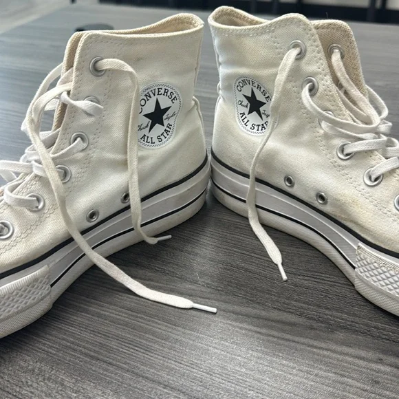 Women's High-Top Platform Canvas Sneakers - Cream Converse size 7 - Picture 6 of 7